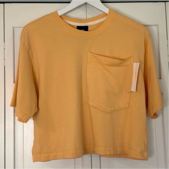 Nike orange cropped pocket front t shirt size M - Picture 3 of 11